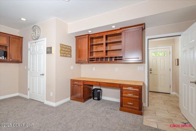 2750 E Whispering Woods Drive, Wasilla, AK 99654