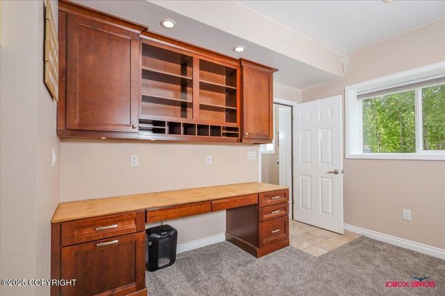 2750 E Whispering Woods Drive, Wasilla, AK 99654