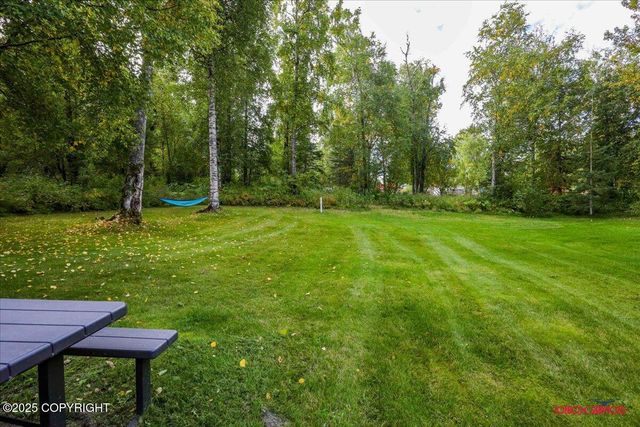 2750 E Whispering Woods Drive, Wasilla, AK 99654