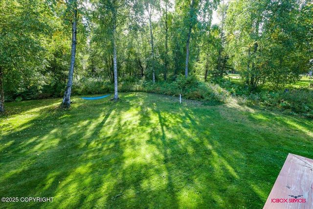 2750 E Whispering Woods Drive, Wasilla, AK 99654