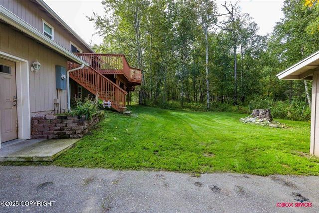 2750 E Whispering Woods Drive, Wasilla, AK 99654