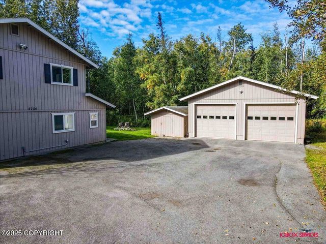 2750 E Whispering Woods Drive, Wasilla, AK 99654