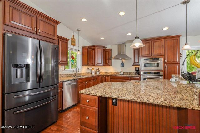 2750 E Whispering Woods Drive, Wasilla, AK 99654