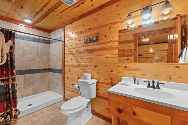1643 Barn Door Lane, Sevierville, TN 37862