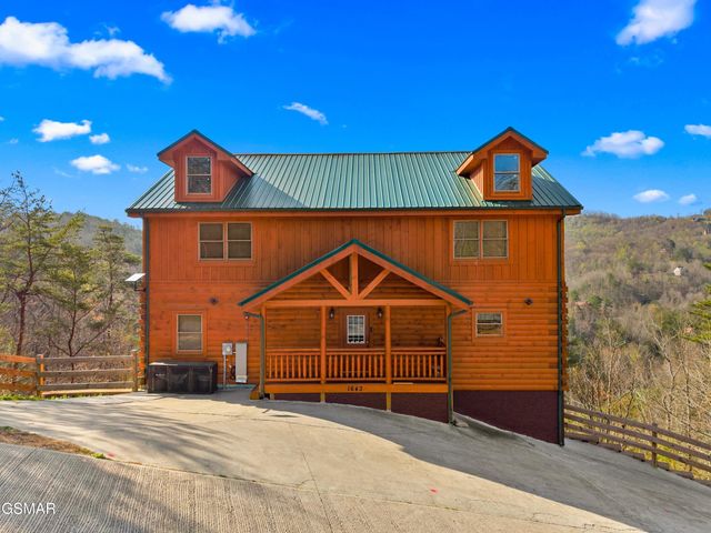 1643 Barn Door Lane, Sevierville, TN 37862