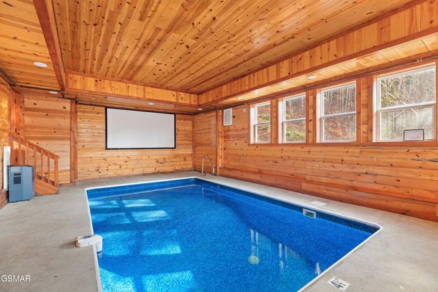 1643 Barn Door Lane, Sevierville, TN 37862