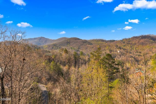 1643 Barn Door Lane, Sevierville, TN 37862