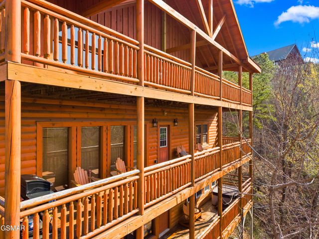 1643 Barn Door Lane, Sevierville, TN 37862