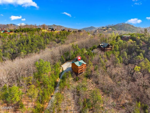 1643 Barn Door Lane, Sevierville, TN 37862