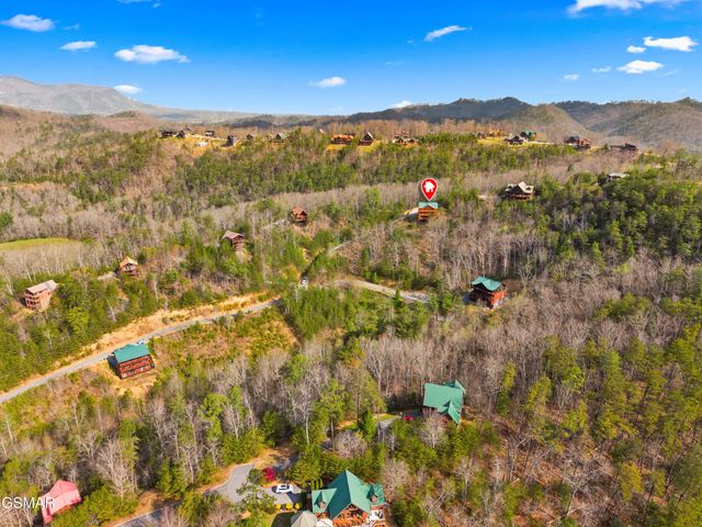 1643 Barn Door Lane, Sevierville, TN 37862