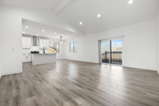 1121 Crater Ave, Modesto, CA 95351