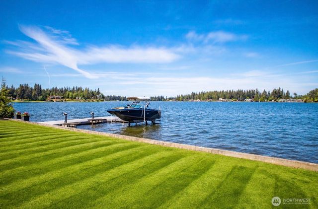 20844 60th Street E, Bonney Lake, WA 98391