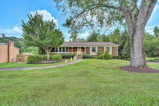 3812 Chesterton ST, Roanoke, VA 24018
