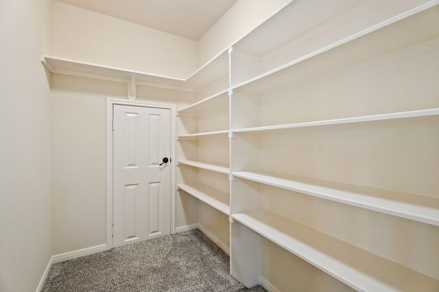 2812 Knob Hill Street, Pearland, TX 77581