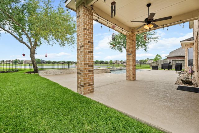 2812 Knob Hill Street, Pearland, TX 77581