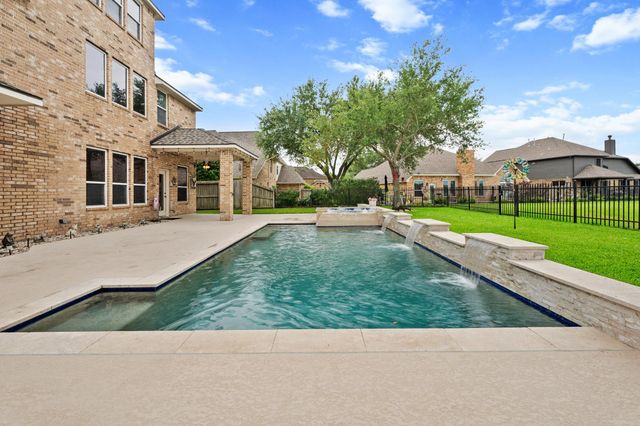 2812 Knob Hill Street, Pearland, TX 77581