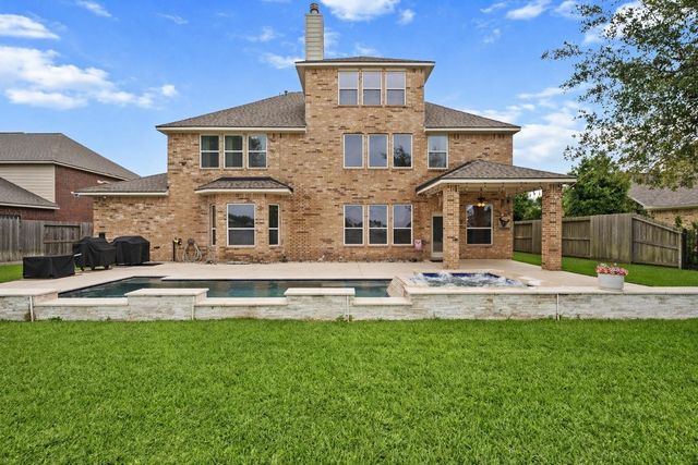 2812 Knob Hill Street, Pearland, TX 77581