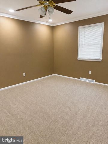 104 HARVEST LN, Reading, PA 19606