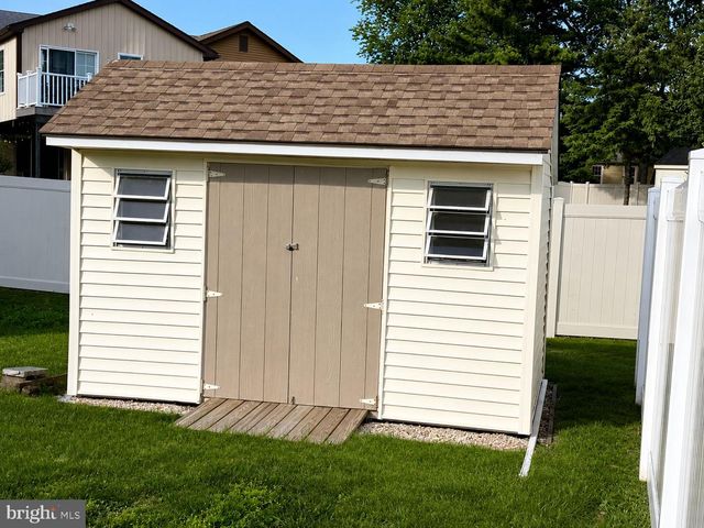 104 HARVEST LN, Reading, PA 19606