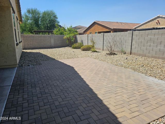27284 N SKIPPING ROCK Road, Peoria, AZ 85383