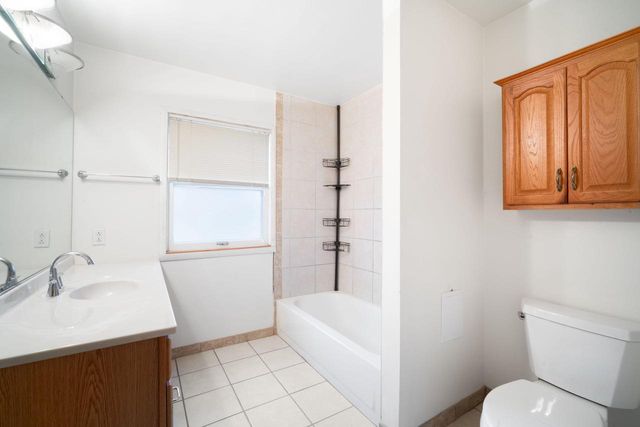 N89W13560 Bonnie LANE, Menomonee Falls, WI 53051