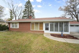 N89W13560 Bonnie LANE, Menomonee Falls, WI 53051