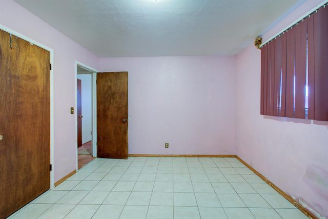 1991 S Adelbert Ave, Stockton, CA 95215