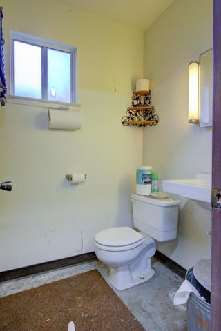 1991 S Adelbert Ave, Stockton, CA 95215