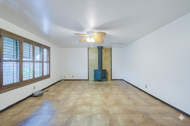 1991 S Adelbert Ave, Stockton, CA 95215