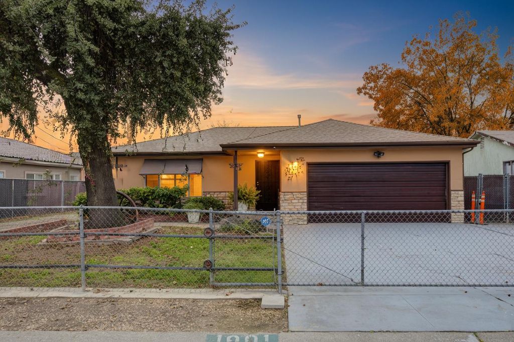 1991 S Adelbert Ave, Stockton, CA 95215