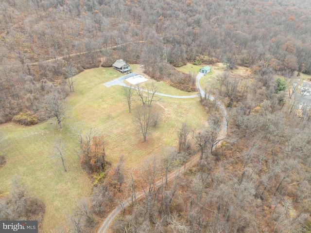 300 BEEGLE RD, Everett, PA 15537