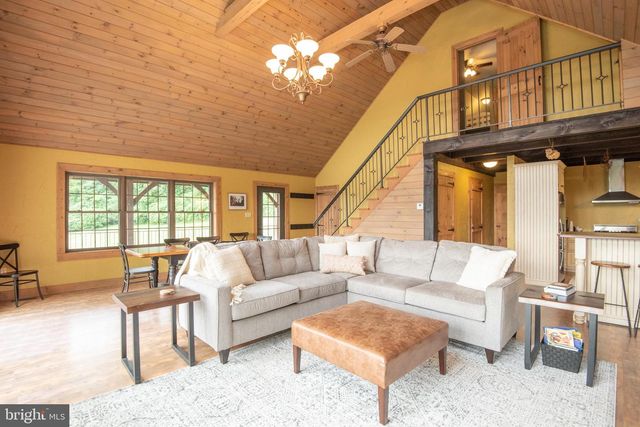 300 BEEGLE RD, Everett, PA 15537