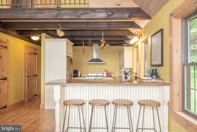 300 BEEGLE RD, Everett, PA 15537