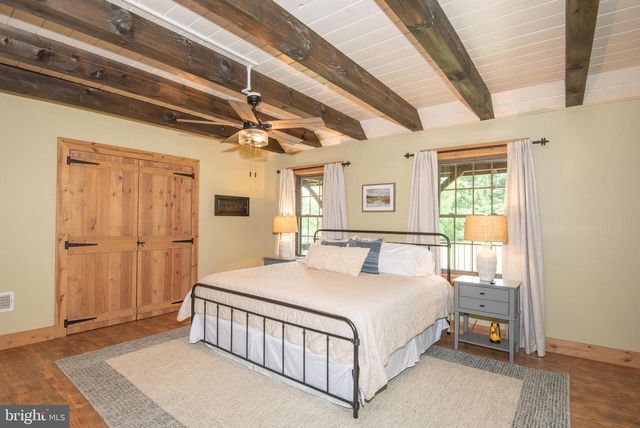 300 BEEGLE RD, Everett, PA 15537