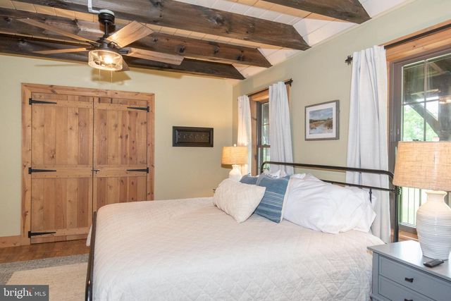 300 BEEGLE RD, Everett, PA 15537