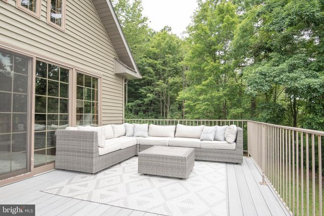 300 BEEGLE RD, Everett, PA 15537