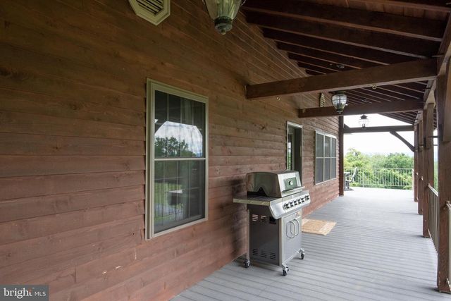 300 BEEGLE RD, Everett, PA 15537