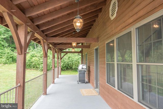 300 BEEGLE RD, Everett, PA 15537