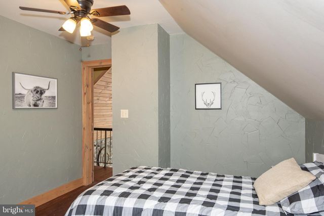 300 BEEGLE RD, Everett, PA 15537