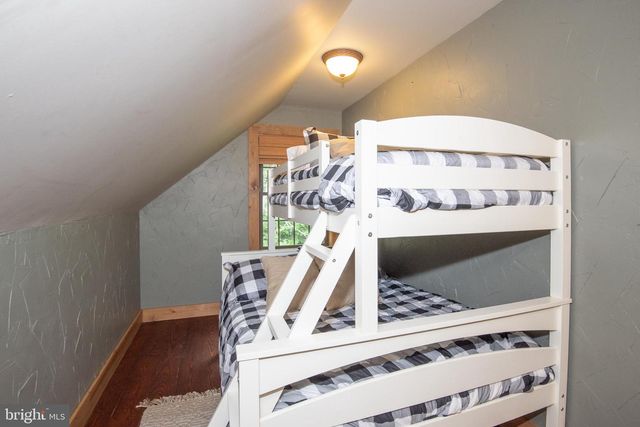 300 BEEGLE RD, Everett, PA 15537