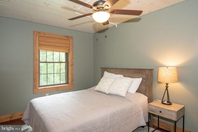 300 BEEGLE RD, Everett, PA 15537