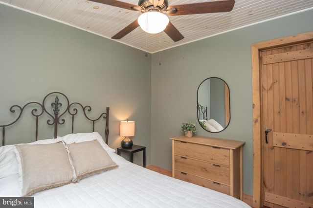 300 BEEGLE RD, Everett, PA 15537