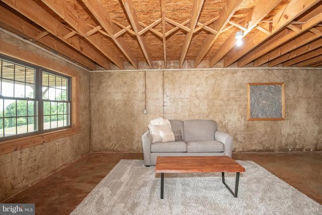 300 BEEGLE RD, Everett, PA 15537