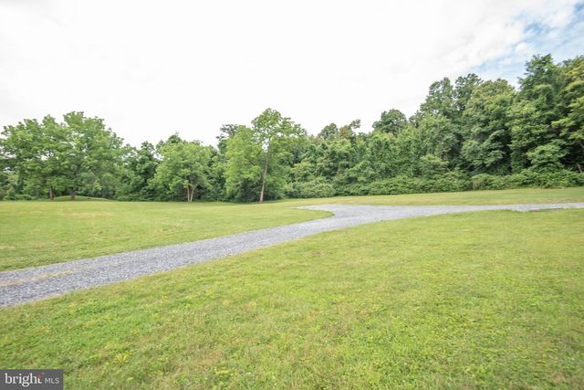 300 BEEGLE RD, Everett, PA 15537