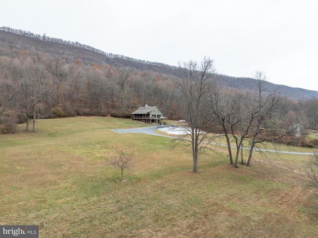 300 BEEGLE RD, Everett, PA 15537