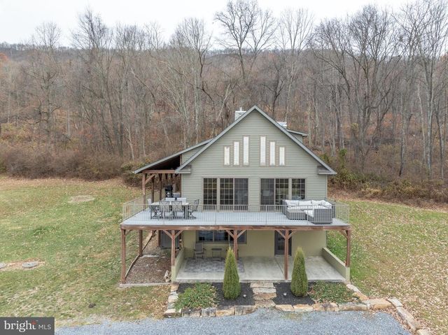 300 BEEGLE RD, Everett, PA 15537