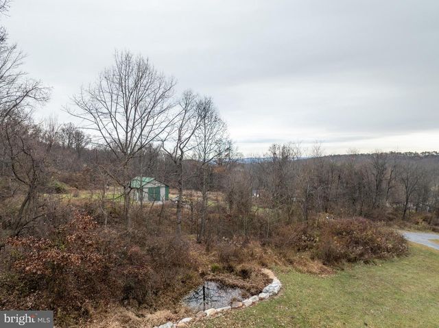 300 BEEGLE RD, Everett, PA 15537