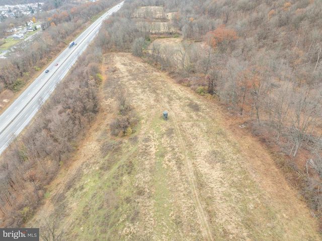 300 BEEGLE RD, Everett, PA 15537