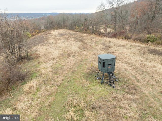 300 BEEGLE RD, Everett, PA 15537