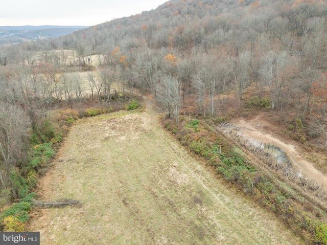 300 BEEGLE RD, Everett, PA 15537